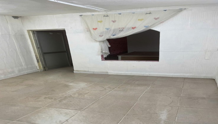 Cho thuê Nhà Yên Lãng ngõ ô tô, kinh doanh sạch, ở nhóm 8 người, hộ gia đình 11 Triệu, 80m2